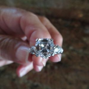 Judith Ripka Sterling/Diamonique Solitaire Ring  8